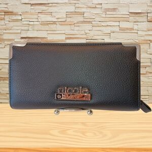 Nicole by Nicole Miller Zippered Bi-Fold Wallet Snap for Credit Cards Black